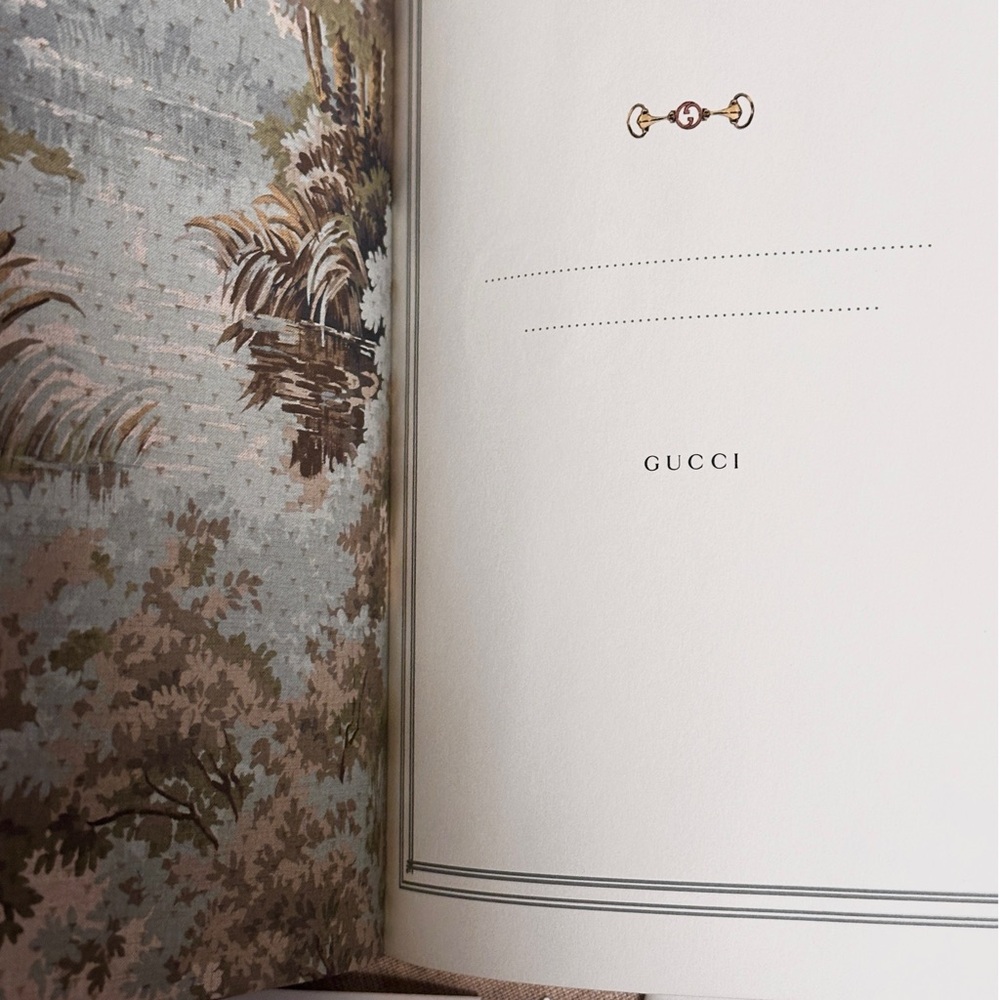 💯🆕😍 Authentic UNISEX GUCCI RADURA Large Notebook - Picture 5 of 11